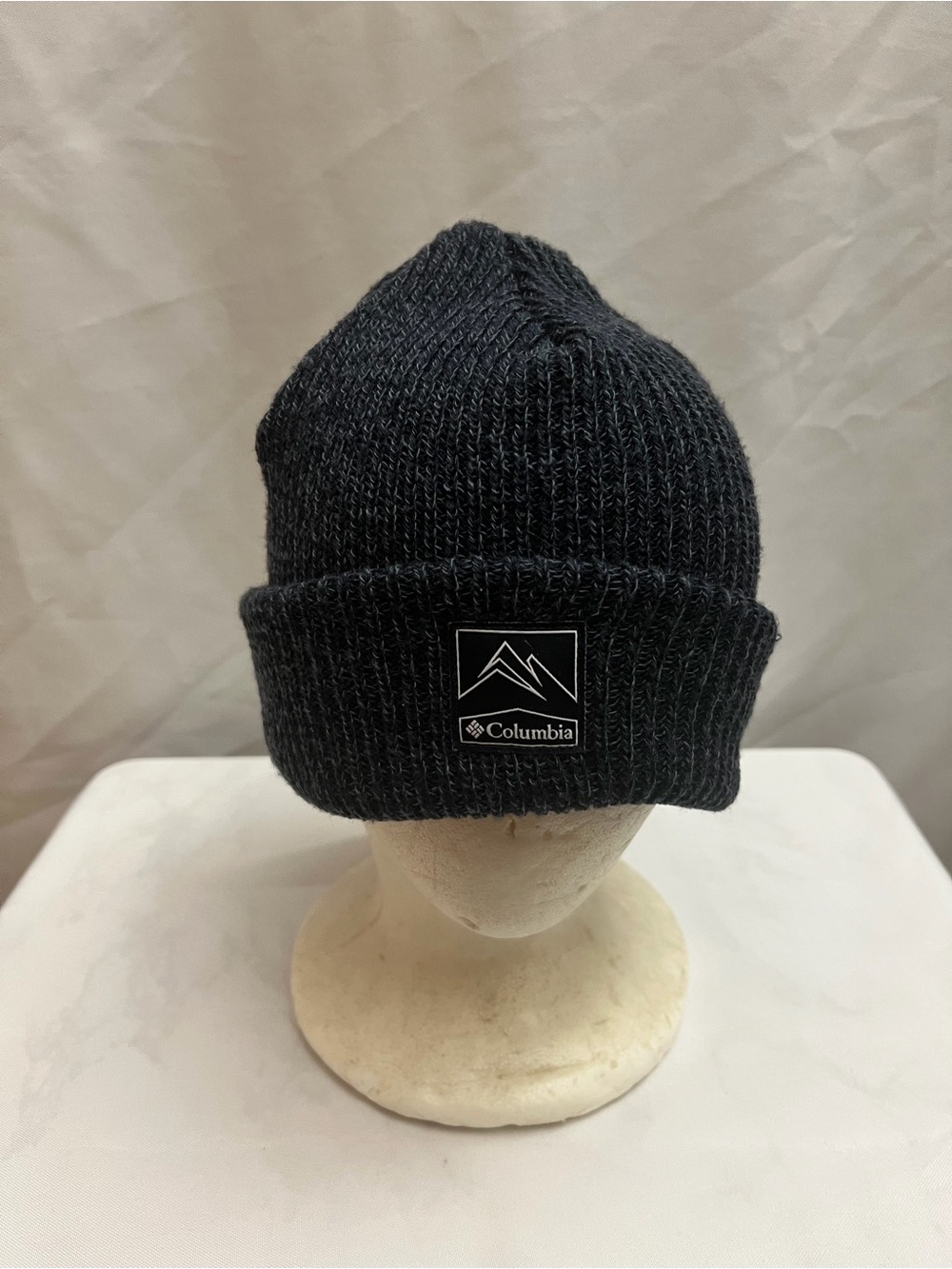 Columbia Mountain Logo Cuffed Knit Beanie Black Gray One Size